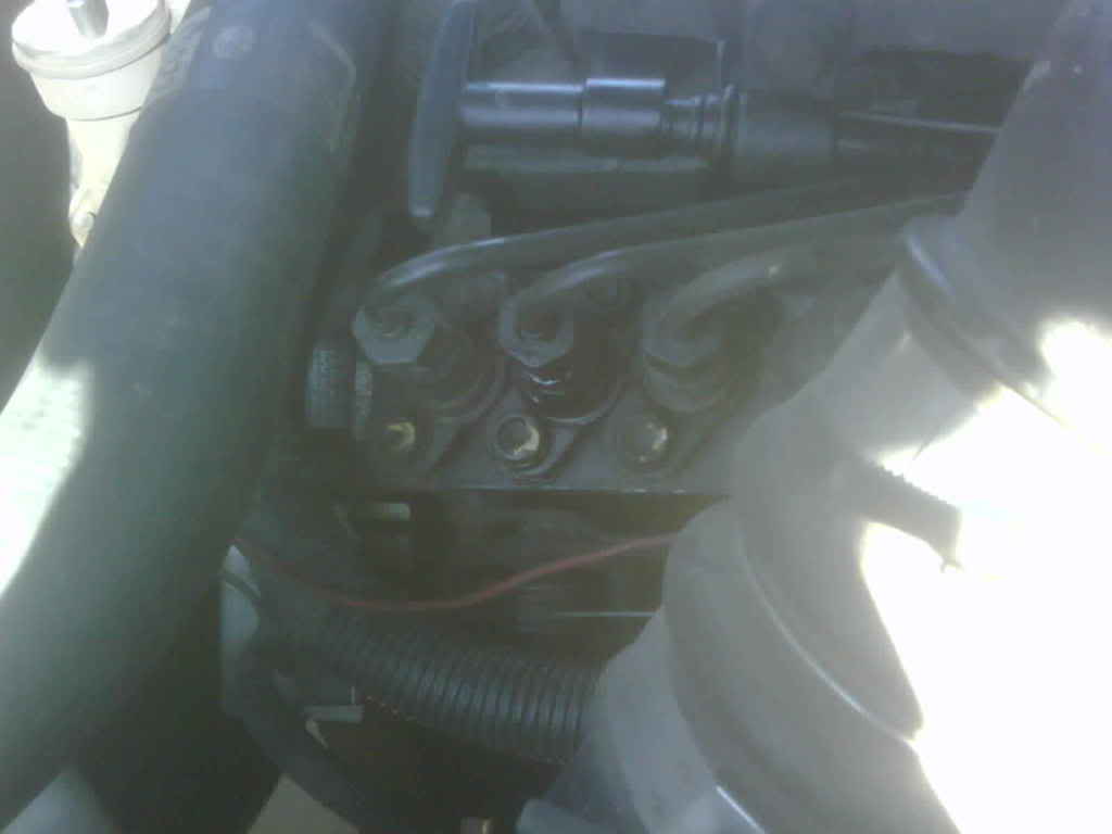 Name:  IMG00694-20120307-1143.jpg
Views: 172
Size:  19.4 KB