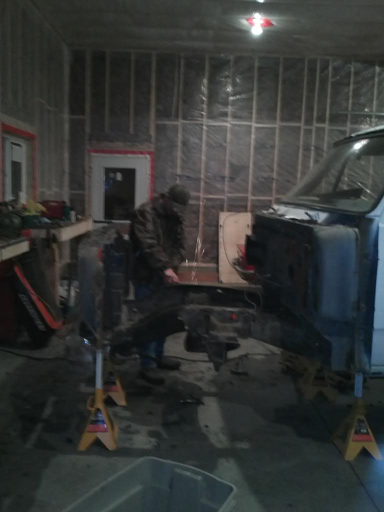 Name:  027-1_zpscf2ab9e3.jpg
Views: 620
Size:  48.2 KB