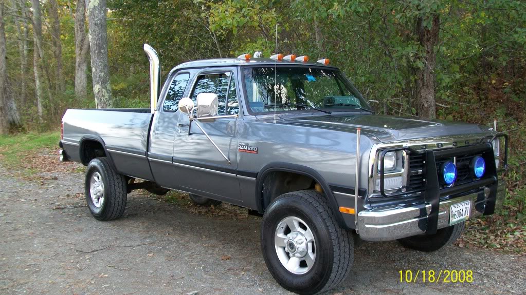 Name:  93withnewrims1010002.jpg
Views: 876
Size:  219.7 KB
