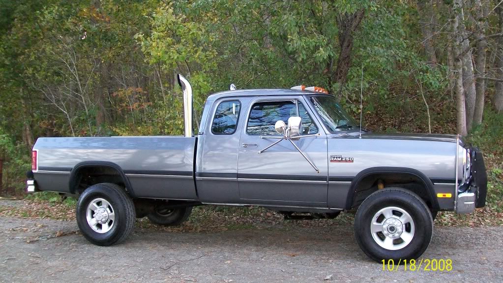 Name:  93withnewrims1010001.jpg
Views: 1830
Size:  216.3 KB