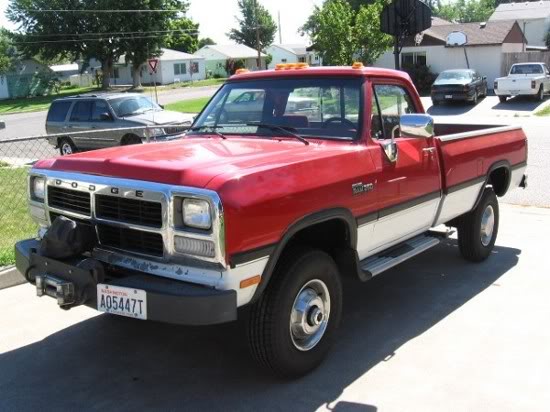 Name:  Danas1993DodgeW250030.jpg
Views: 1101
Size:  51.5 KB