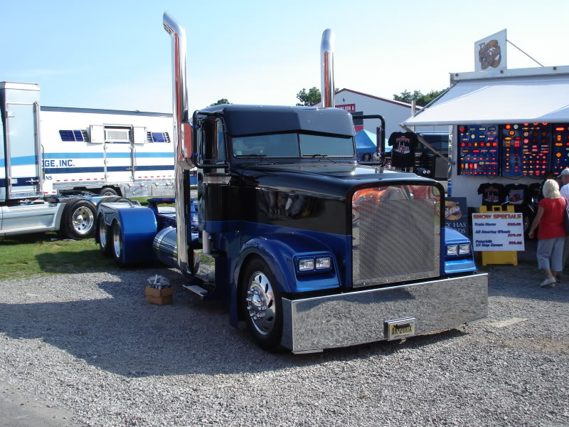 Name:  Peterbuilt.jpg
Views: 94
Size:  155.7 KB