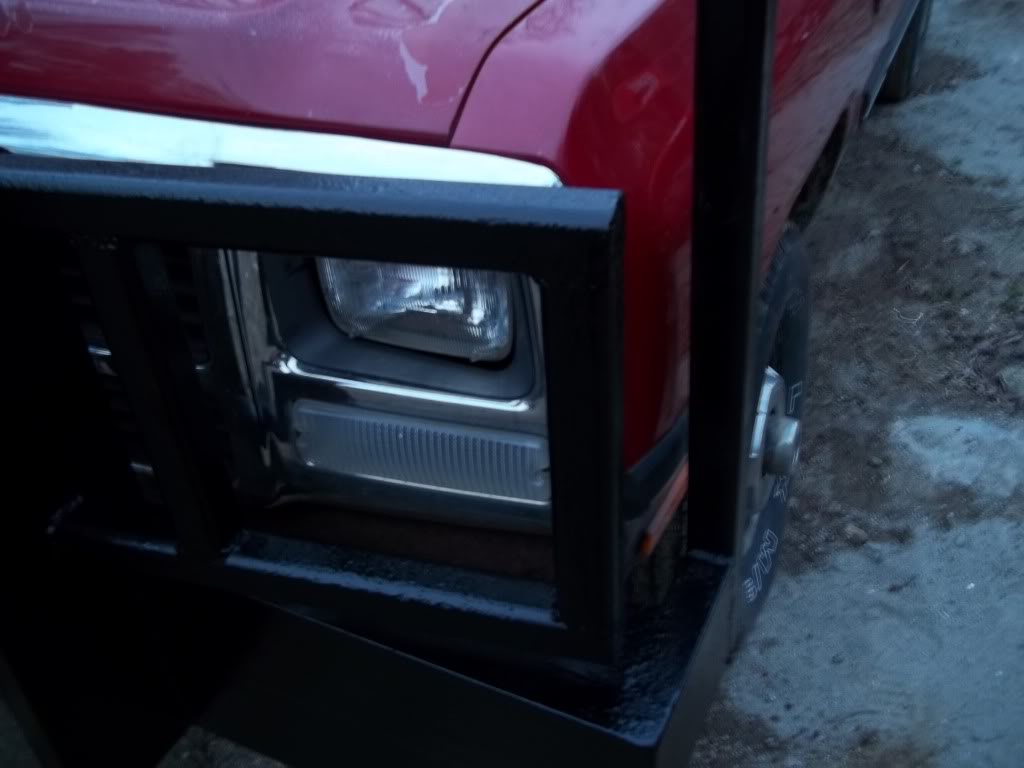 Name: 92bumperfinishedandpainted511009.jpg
Views: 107
Size: 60.3 KB