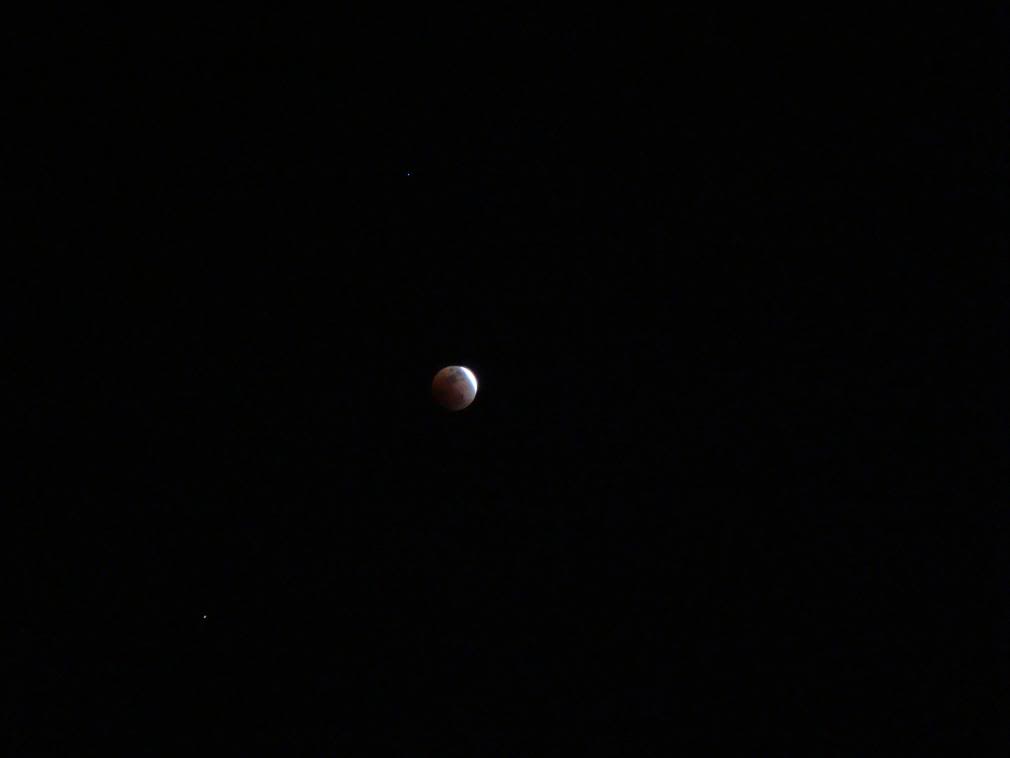 Name:  LunarEclipse08013.jpg
Views: 7
Size:  16.1 KB