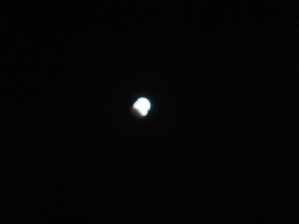 Name:  LunarEclipse08002.jpg
Views: 8
Size:  22.2 KB