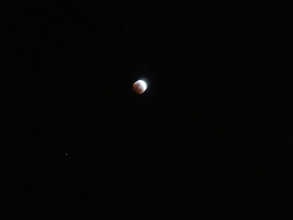 Name:  LunarEclipse08007.jpg
Views: 9
Size:  21.1 KB