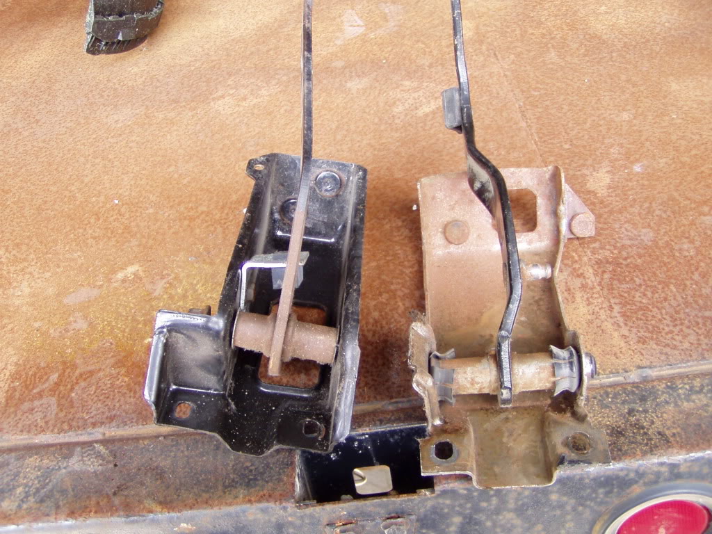 Name:  clutchpedals.jpg
Views: 229
Size:  184.9 KB