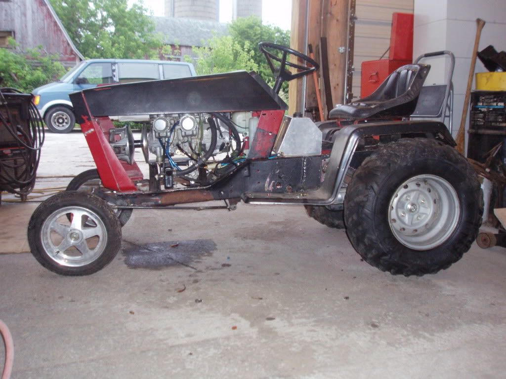 Name:  lawnmower014.jpg
Views: 164
Size:  146.1 KB